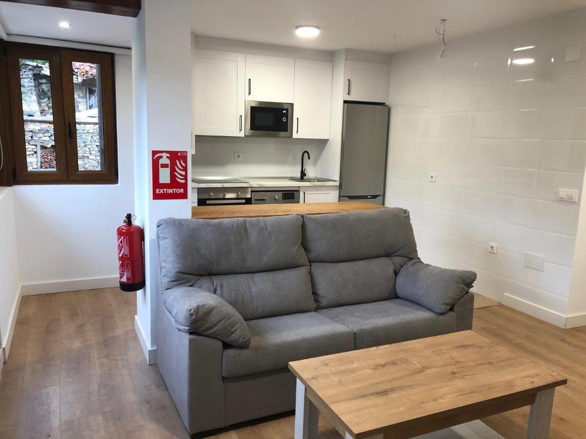 Apartamentos El Puente Camaleño Kültér fotó